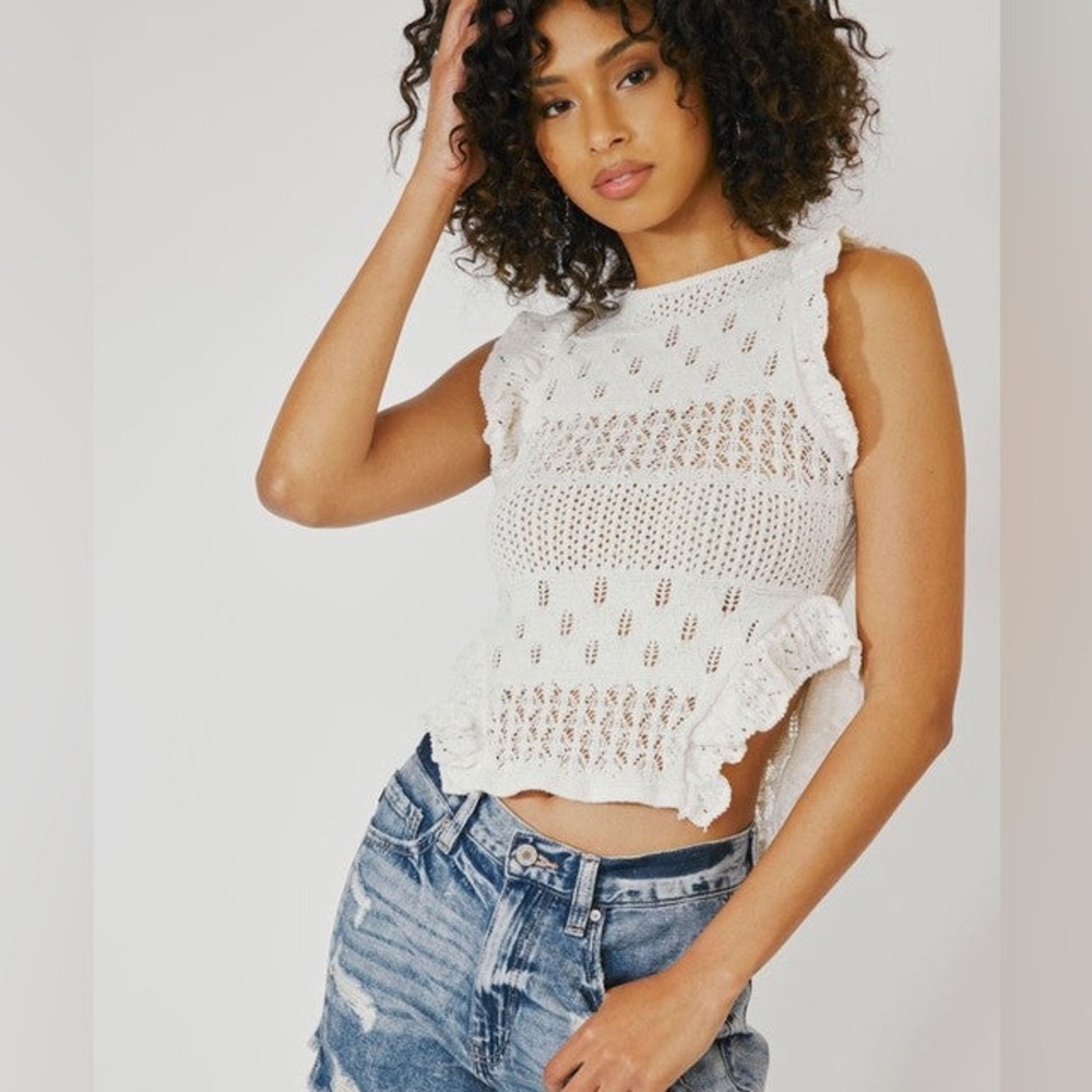 Mint condition Zara crochet top